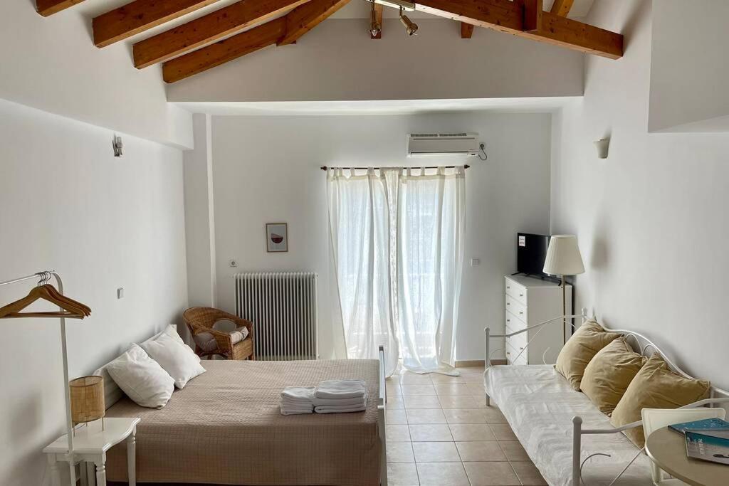 Studio Stay White Room Kalamata Exterior foto