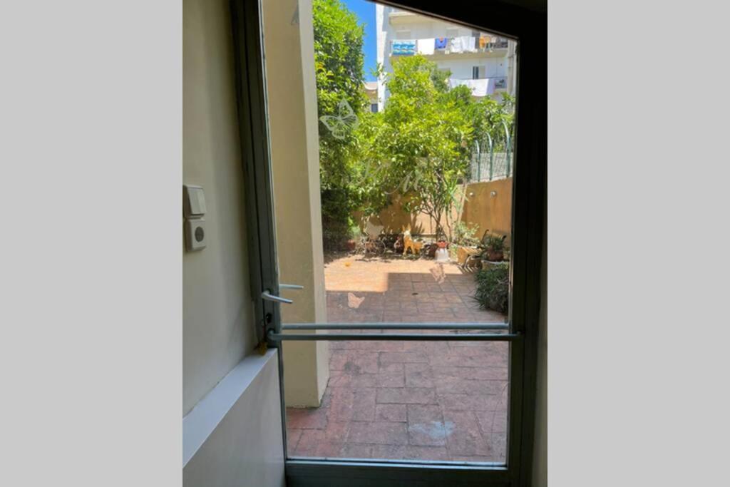 Studio Stay White Room Kalamata Exterior foto
